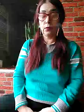 Chriss Tinaa online show from 02.05.25