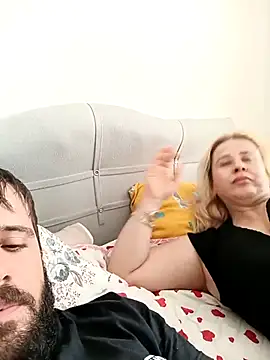 Snapshot of matbazell chatting on 10.01.25 matbazell online show from 10.01.25