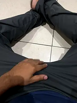 luciferdxm5 online show from 11.10.25