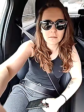 Snapshot of Tinas5 chatting on 03.03.26 Tinas5 online show from 03.03.26