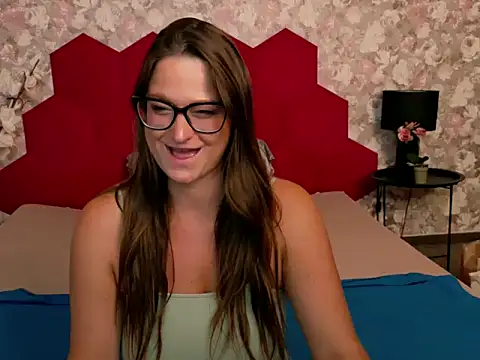 VictoriaCage online show from 05.31.26