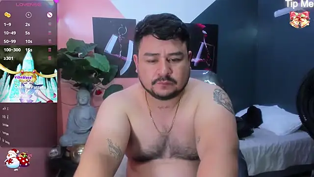 Snapshot of oso_dirty_ chatting on 12.30.24 oso dirty online show from 12.30.24