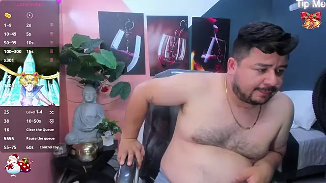 Snapshot of oso_dirty_ chatting on 12.30.24 oso dirty online show from 12.30.24