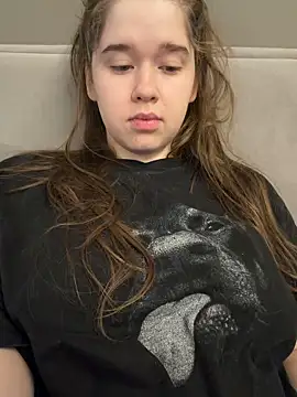 HornyGirlH online show from 04.20.26