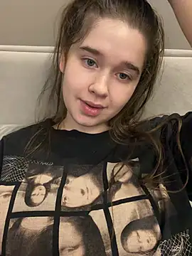 Snapshot of HornyGirlH chatting on 06.09.26 HornyGirlH online show from 06.09.26