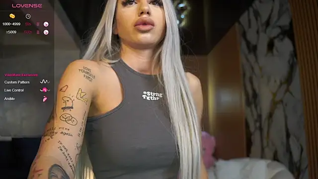 LisaAkira online show from 03.31.26