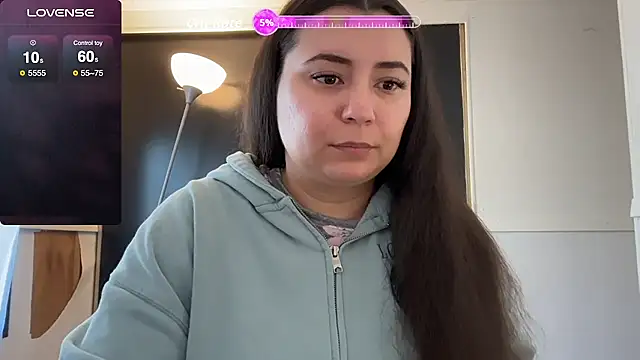 ariahastings942 online show from 11.21.25