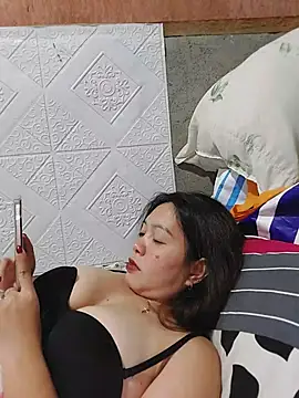 MissKitty31 online show from 05.19.26
