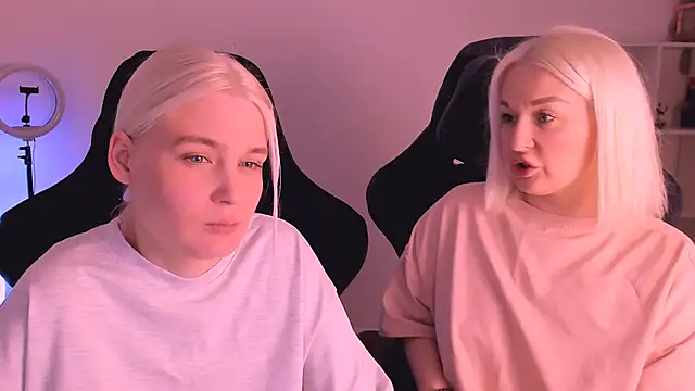 hotblonds online show from 01.20.25