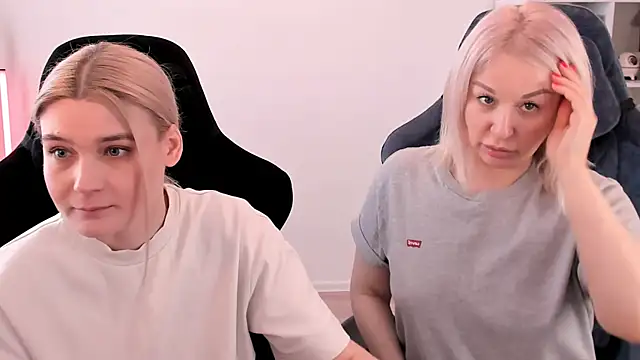 hotblonds online show from 03.21.25