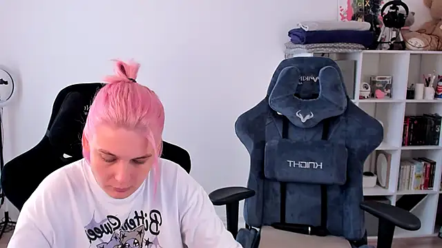 hotblonds online show from 09.22.25