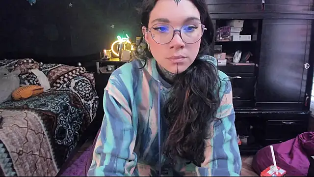 Snapshot of Lilmarieee chatting on 02.10.25 Lilmarieee online show from 02.10.25