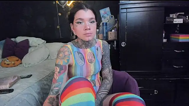 Snapshot of Lilmarieee chatting on 09.24.25 Lilmarieee online show from 09.24.25