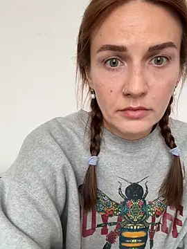 Snapshot of BritneyHall chatting on 10.16.25 BritneyHall online show from 10.16.25