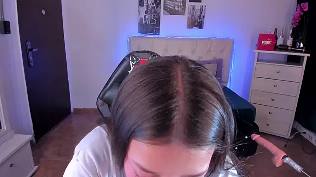 Snapshot of Amaia_Daniells chatting on 01.11.25 Amaia Daniells online show from 01.11.25