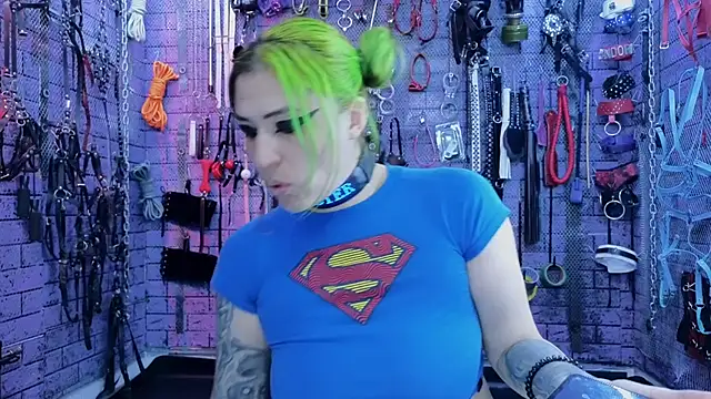 Snapshot of PANDORANEZZ chatting on 03.04.25 PANDORANEZZ online show from 03.04.25