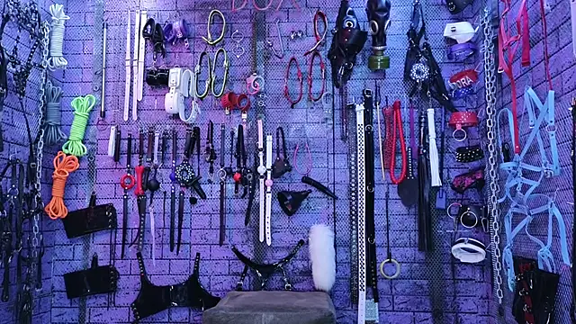 Snapshot of PANDORANEZZ chatting on 02.12.26 PANDORANEZZ online show from 02.12.26