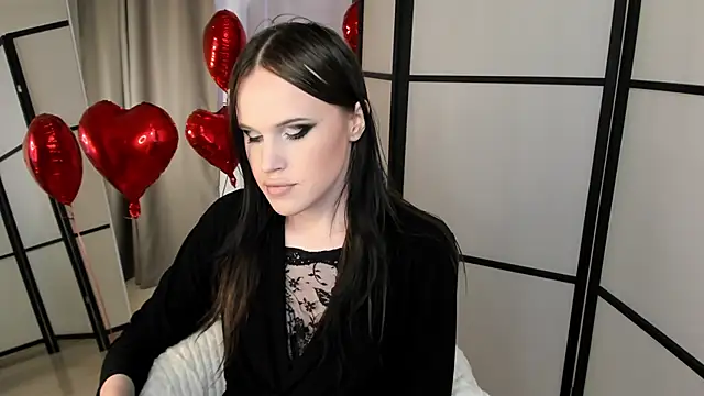 EffieMinki online show from 02.10.26