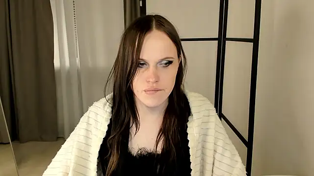 EffieMinki online show from 02.26.26