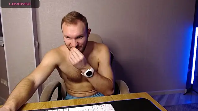 Snapshot of Toress1 chatting on 01.19.25 Toress1 online show from 01.19.25