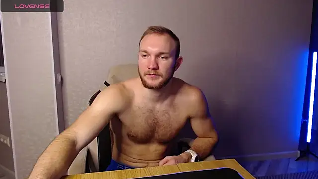 Snapshot of Toress1 chatting on 01.21.25 Toress1 online show from 01.21.25