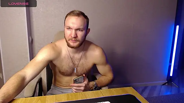 Snapshot of Toress1 chatting on 02.02.25 Toress1 online show from 02.02.25