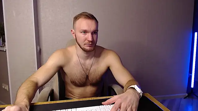 Snapshot of Toress1 chatting on 02.14.25 Toress1 online show from 02.14.25