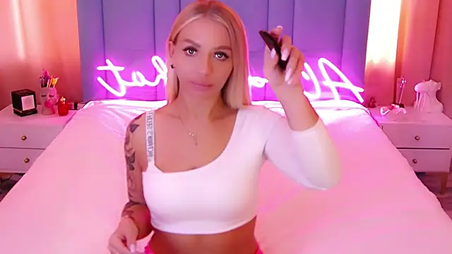 AllwaysHotJ online show from 01.30.25