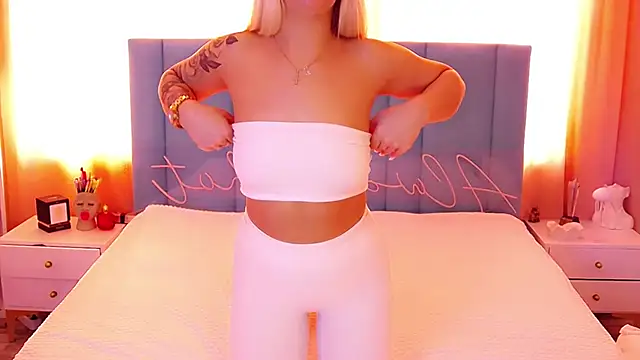 AllwaysHotJ online show from 03.12.25