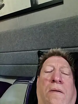 tomtom111111 online show from 02.21.25