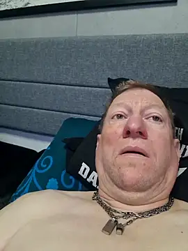 tomtom111111 online show from 10.12.25