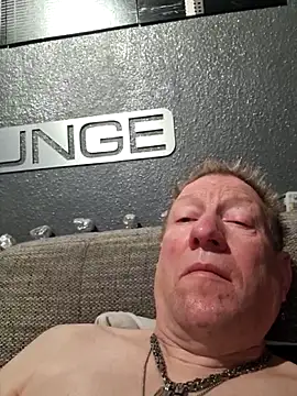 tomtom111111 online show from 02.28.26