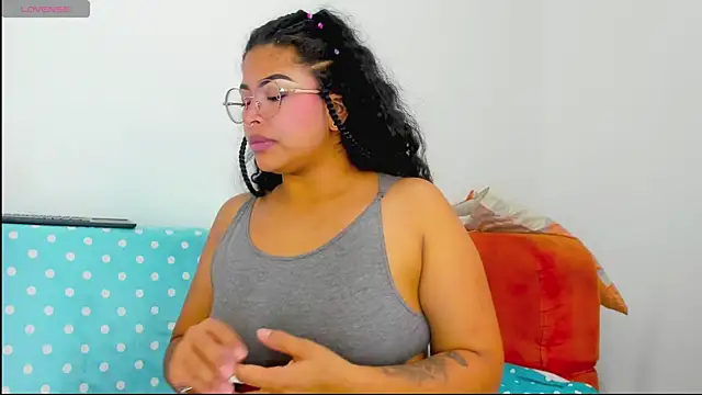 Snapshot of moana_taylor chatting on 04.08.26 moana taylor online show from 04.08.26