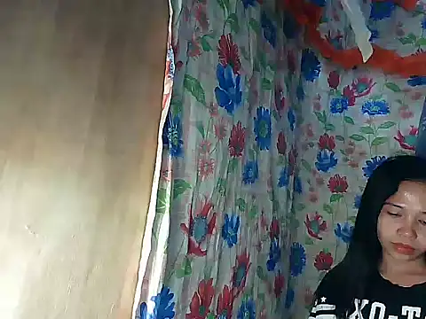 PinaySkinnyGirl online show from 01.12.26