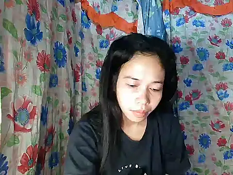 Snapshot of PinaySkinnyGirl chatting on 02.07.26 PinaySkinnyGirl online show from 02.07.26