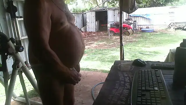 herbie010666 online show from 12.22.25