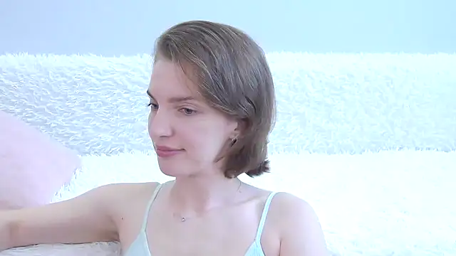 Snapshot of Beauty_Alex chatting on 05.28.26 Beauty Alex online show from 05.28.26