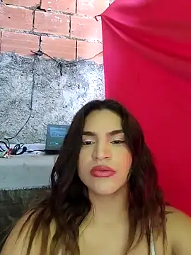 Snapshot of SexyFriends_ chatting on 12.21.24 SexyFriends online show from 12.21.24