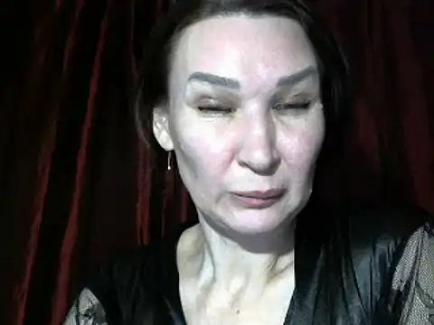 PrettyAndWild online show from 12.10.24