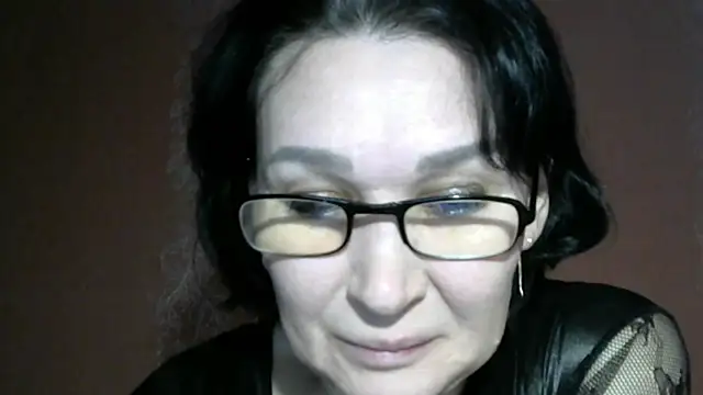 Snapshot of PrettyAndWild chatting on 02.14.26 PrettyAndWild online show from 02.14.26