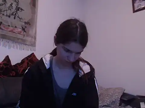 Geile-Luna online show from 12.18.24