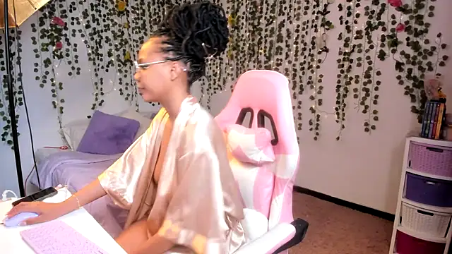 violeta milleer online show from 10.12.25