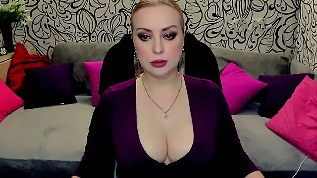 Hotdreamhere online show from 03.14.25