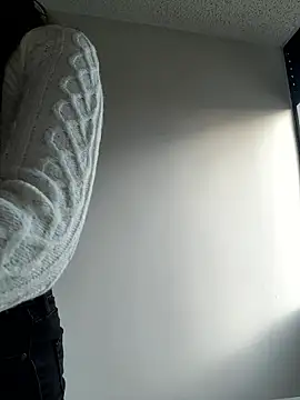 lilly sweett online show from 01.12.26