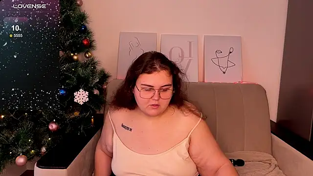 Curvy Jane online show from 12.15.24