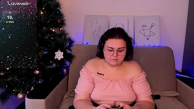 Curvy Jane online show from 12.27.24