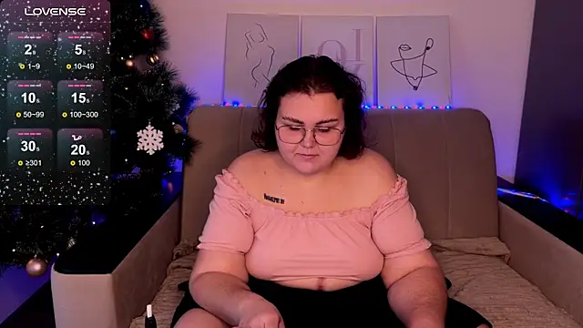 Curvy Jane online show from 12.27.24