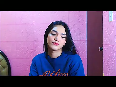 WONDERWOMAN2023 online show from 09.28.25