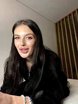 little belucci online show from 11.22.25