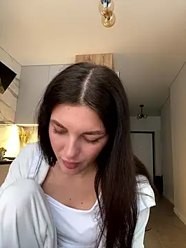 little belucci online show from 01.12.26